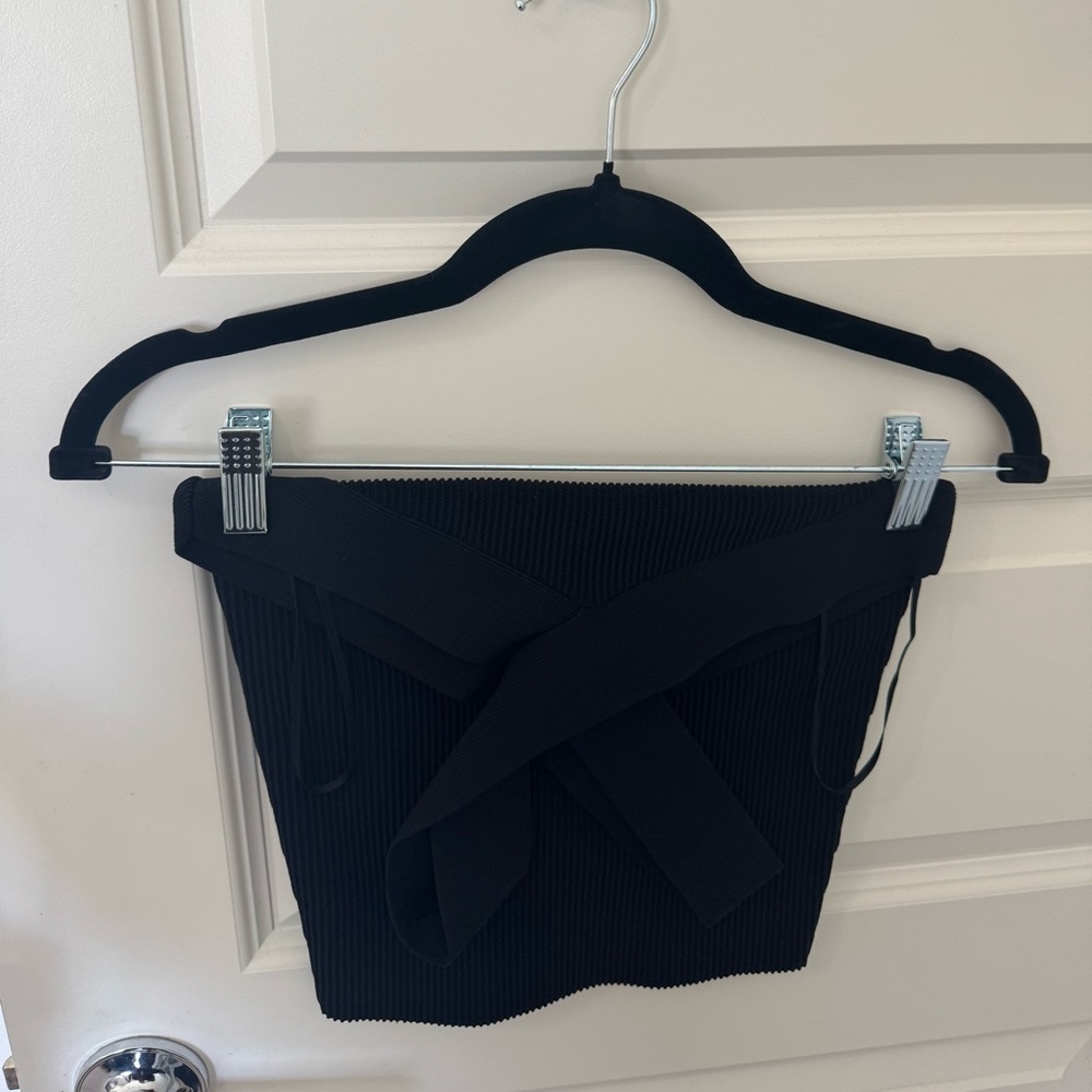 Aritzia Black Cross-Neck Ribbed Tank Top - Picture 2 of 2
